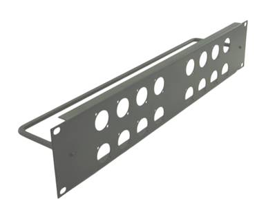 Face avant 19 pouces - 2U  16 XLR série D équipé barre anti traction