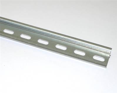 Rail symétrique  perforé hauteur 7.5 - Longueur 1M