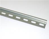 Rail symtrique  perfor hauteur 7.5 - Longueur 1M